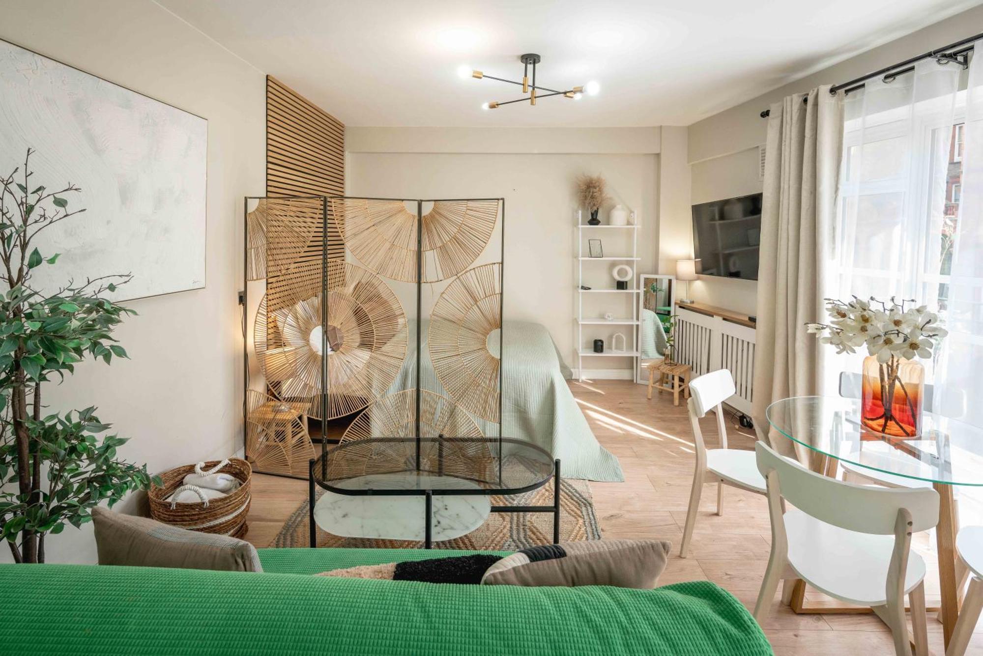 Flat In South Kensington-unique-stylish Apartment